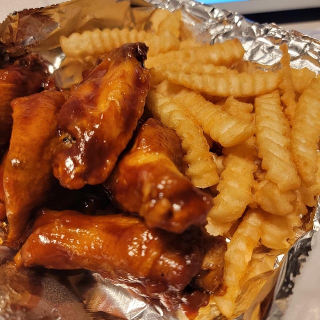 100 Wings.